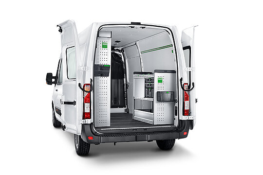 Opel Movano mit Bott Vario 3 Fahrzeugeinrichtung von hinten rechts